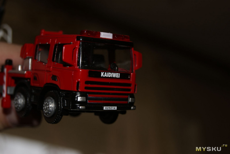 Спасательная пожарная машина Kaidiwei 1:50