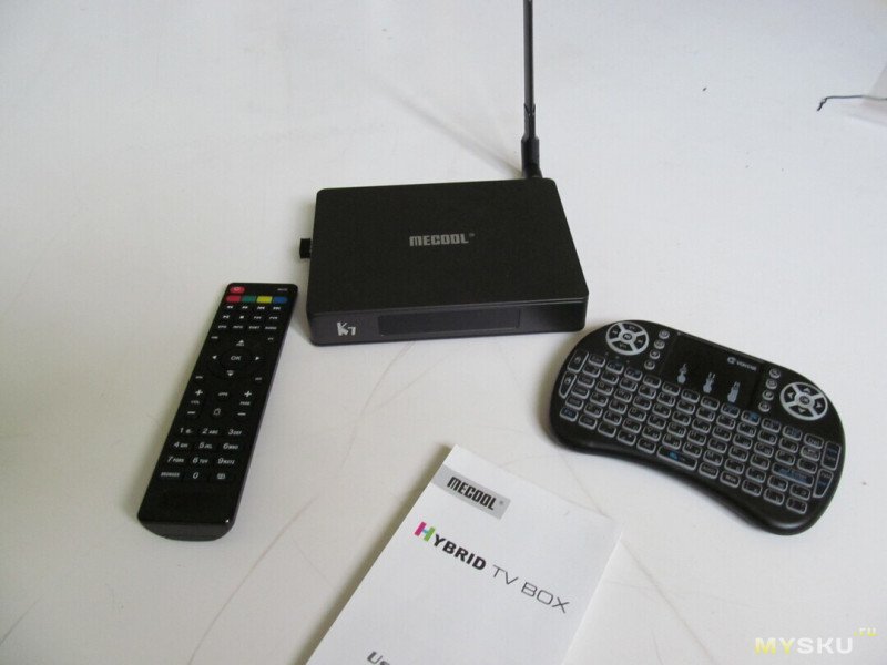 ТВ-приставка на android 9 с тюнером DVB-T2, DVB-C, DVB-S2