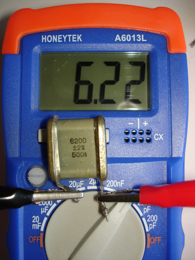 Измеритель ёмкости конденсаторов HONEYTEK A6013L