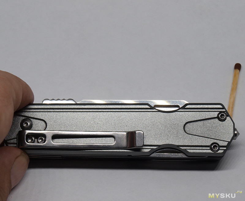Sanrenmu 7117 LUX - LK - T5. Недорогой многофункциональный   нож.