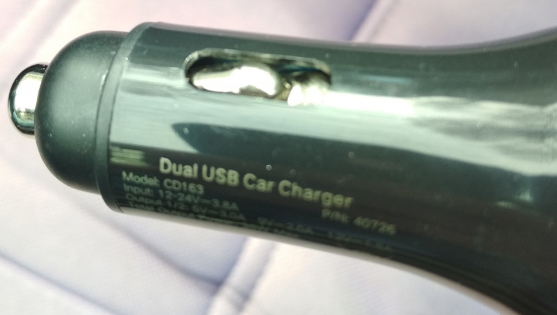 Автомобильное зарядное устройство Ugreen Quick Charge 3.0 модель CD163 с двумя портами USB