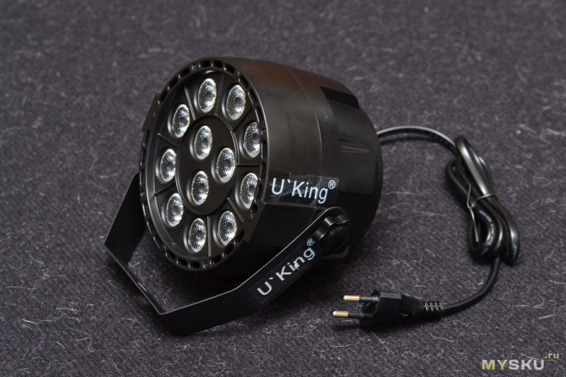 U'King ZQ-B55 - доступный RGBW прожектор с поддержкой DMX-512