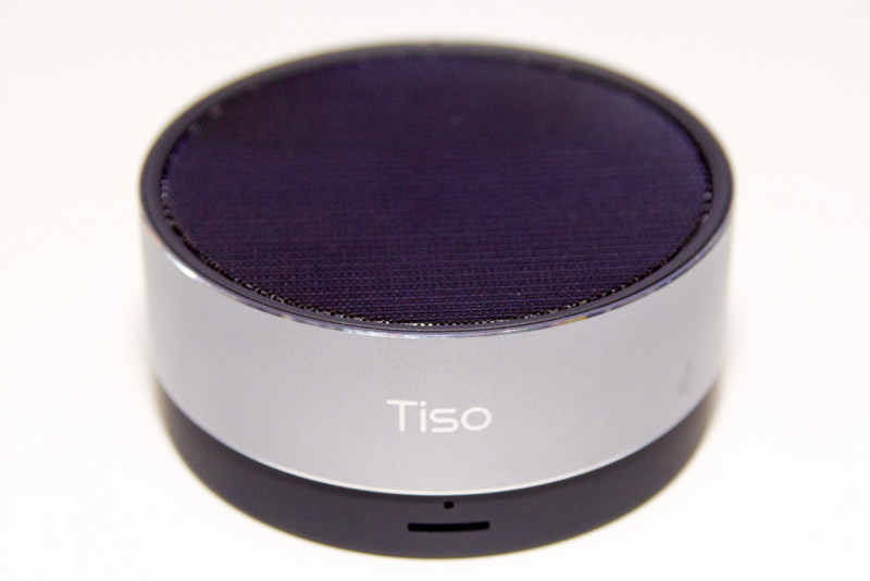 Беспроводная Bluetooth колонка Tiso T10. Недорогой середнячок