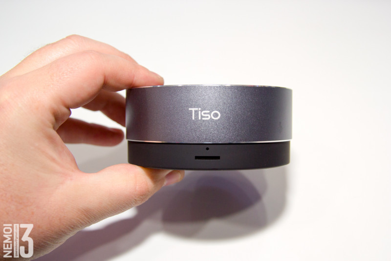 Беспроводная Bluetooth колонка Tiso T10. Недорогой середнячок