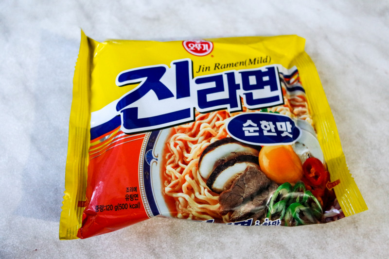 Бичпакеты с ebay №4. Обзор лапши "Jin Ramen (Mild)" Корейская средне-острая лапша