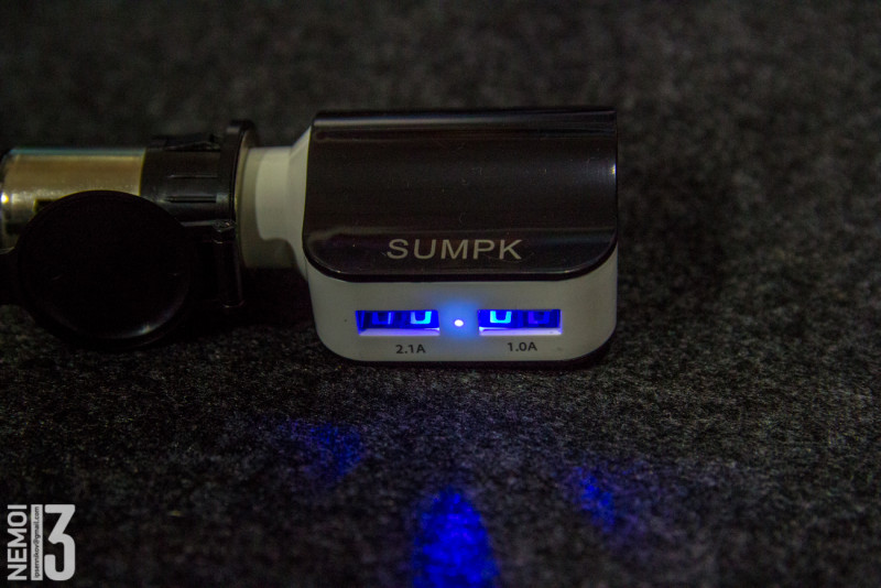 Универсальное автомобильное зарядное устройство SUMPK. Крепкий середнячок?