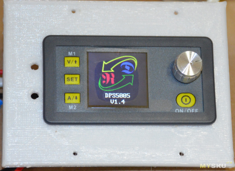Источник питания на основе управляемого Step-down модуля RD DPS5005 50V/5A (версия c USB/BT)