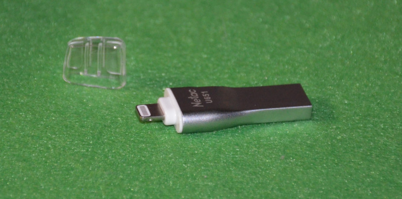 Накопитель Netac U651 (32Gb, USB3.0, Lightning): для iPhone и iPad