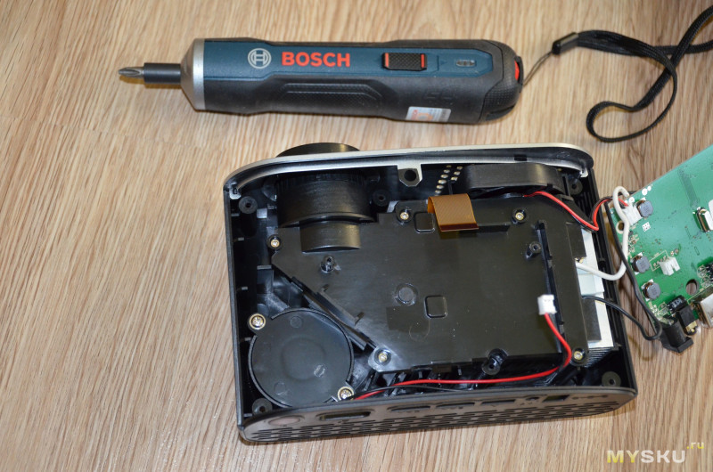 Мини-электроотвертка Bosch GO 3.6V Electric Screwdriver