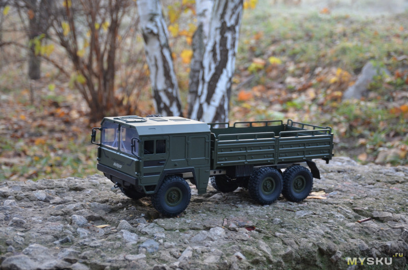 Военный грузовик на р/у Helifar HB-NB2805 1:16