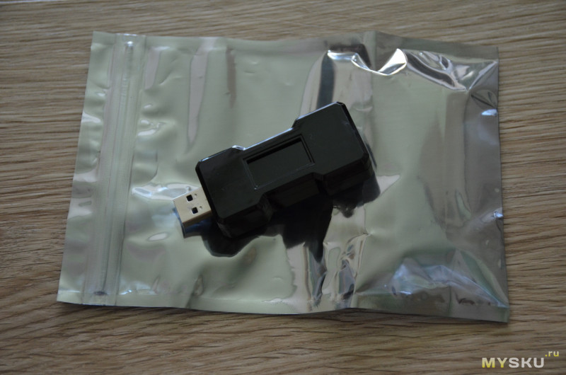Новое поколение USB докторов: цветной USB тестер FNB18 от FNIRSI (160W)
