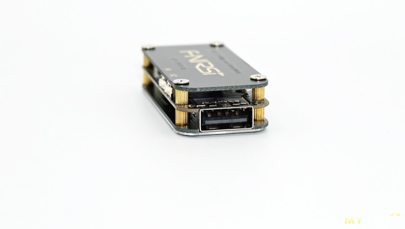 Новый USB тестер FNB28 с поддержкой триггеров QC2.0/QC3.0/FCP/SCP/AFC