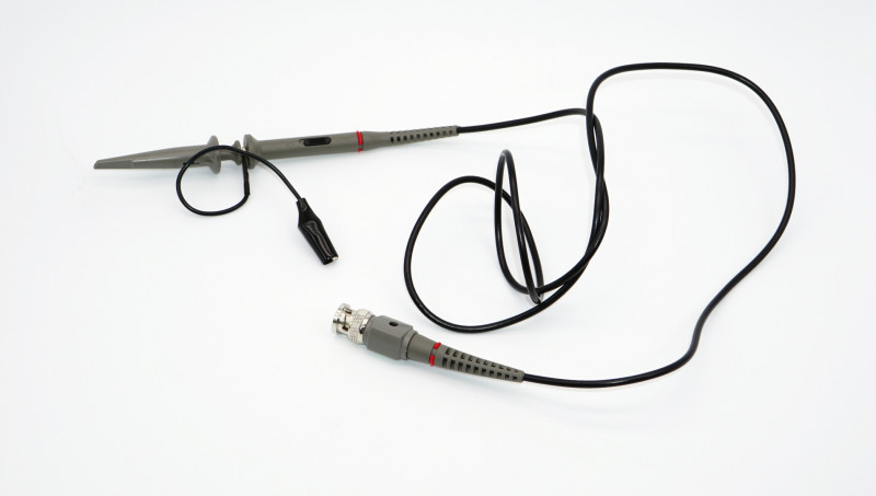 Карманный осциллограф Fnirsi 1С15 (110 МГц): лучший выбор за $60