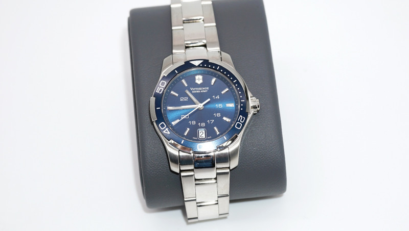 Часы Victorinox Swiss Army Women’s (241307): интересные наручные часы от швейцарского бренда