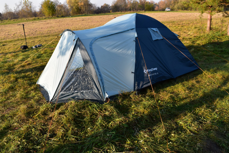 KingCamp Weekend 3 - просторная палатка для кемпинга