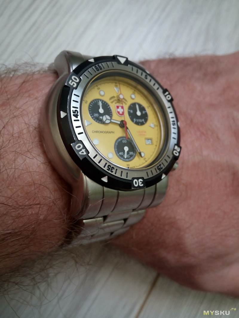 Яркие дайверские часы CX Swiss Military SEEWOLF I SCUBA NERO