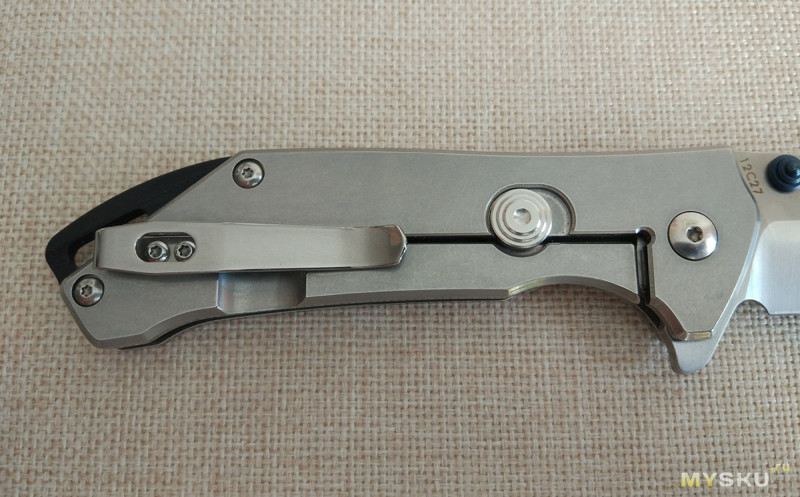 Складной нож Sanrenmu 9015. Тяжелый, но удобный для EDC