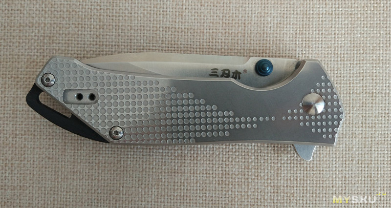 Складной нож Sanrenmu 9015. Тяжелый, но удобный для EDC