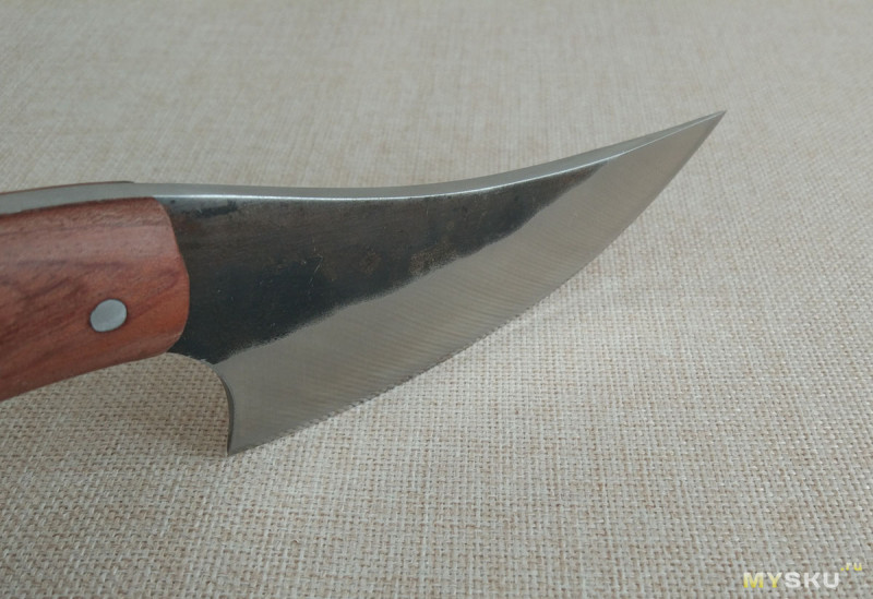 Большой и крепкий «кованый» нож из углеродки
