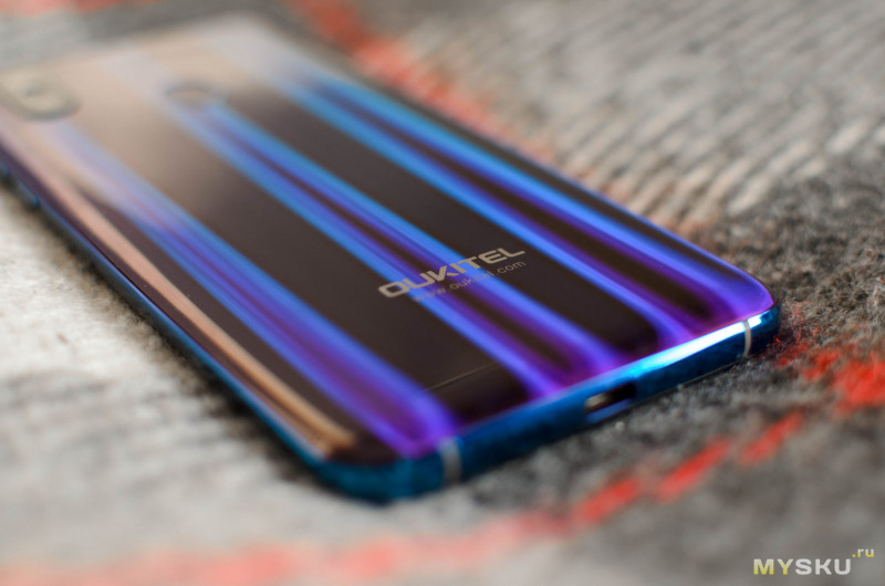 Обзор Oukitel U23: смартфона нестандартной расцветки с 6.18" FHD+ дисплеем 6/64GB на борту.