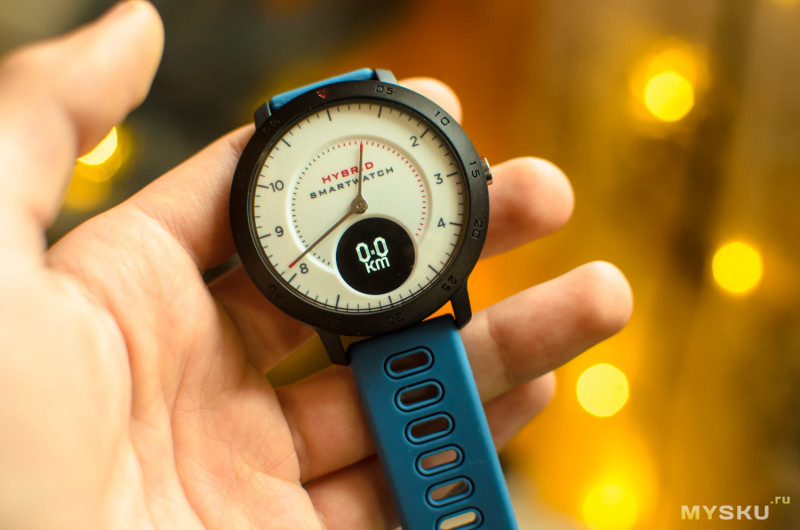 Обзор привлекательных и оригинальных гибридных умных часов Zeblaze Hybrid Watch. Хорошее совмещение стрелок с OLED дисплеем.