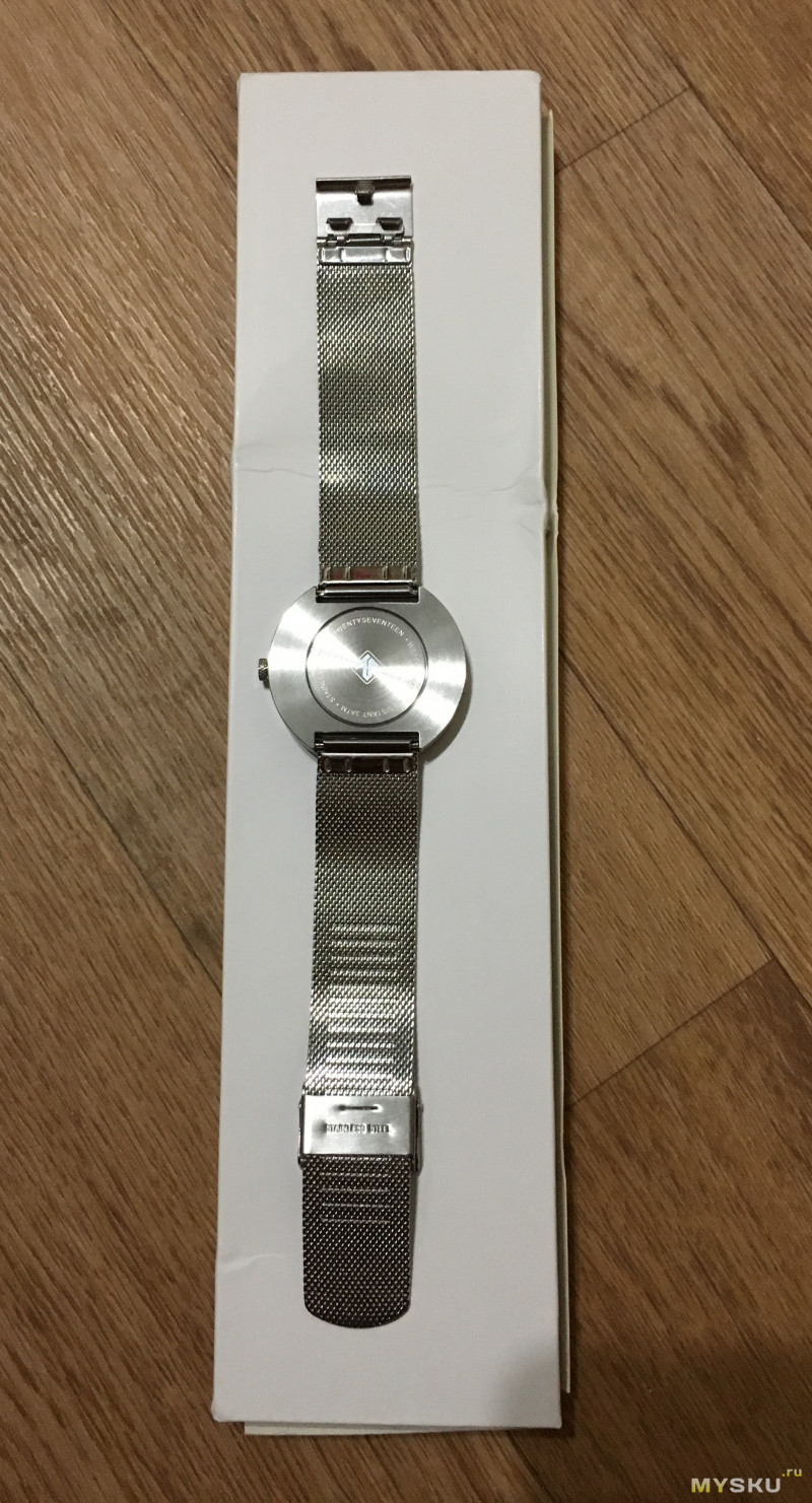 Кварцевые часы Xiaomi TwentySeventeen, версия со стальным ремешком