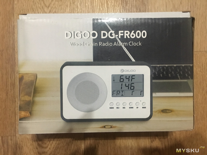 Digoo DG FR600 - радиоприемник с функцией часов