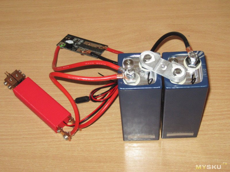 Аппарат точечной сварки с питанием от ионисторов