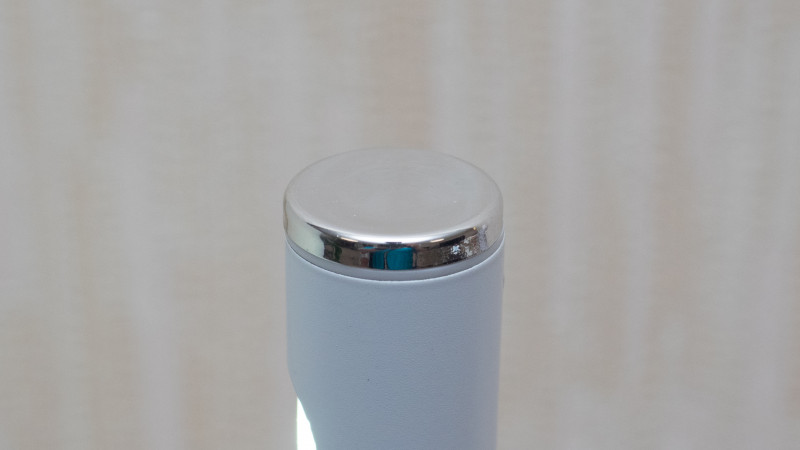 Автномный LED светильник с датчиком движения и освещения