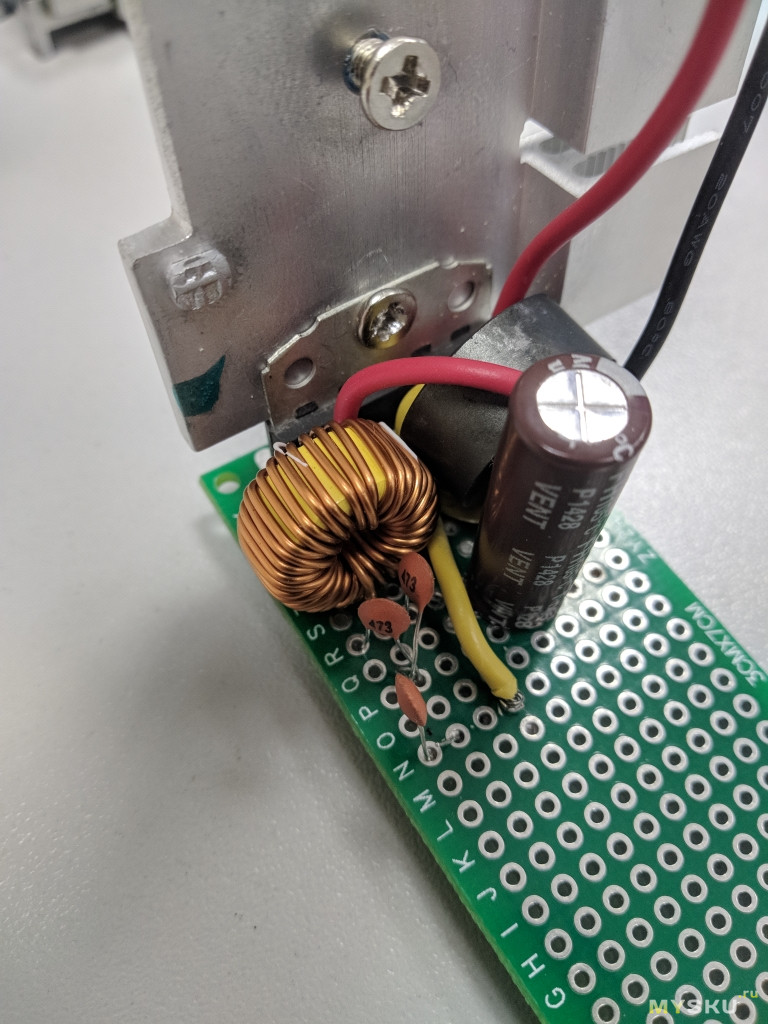 DIY Автогенератор ~300 кГц своими руками  из усилителя мощности звуковой частоты TDA7056А для бифилярных катушек Тесла.