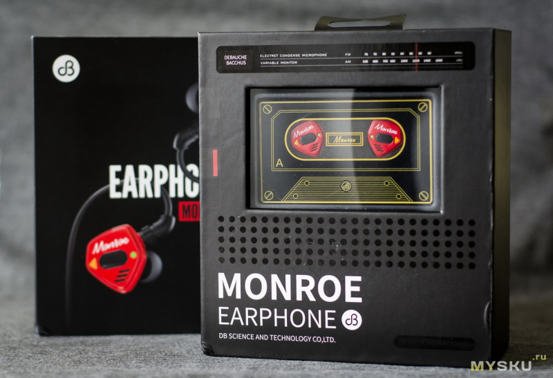 DB Monroe — басовитый звук и олдскульный дизайн