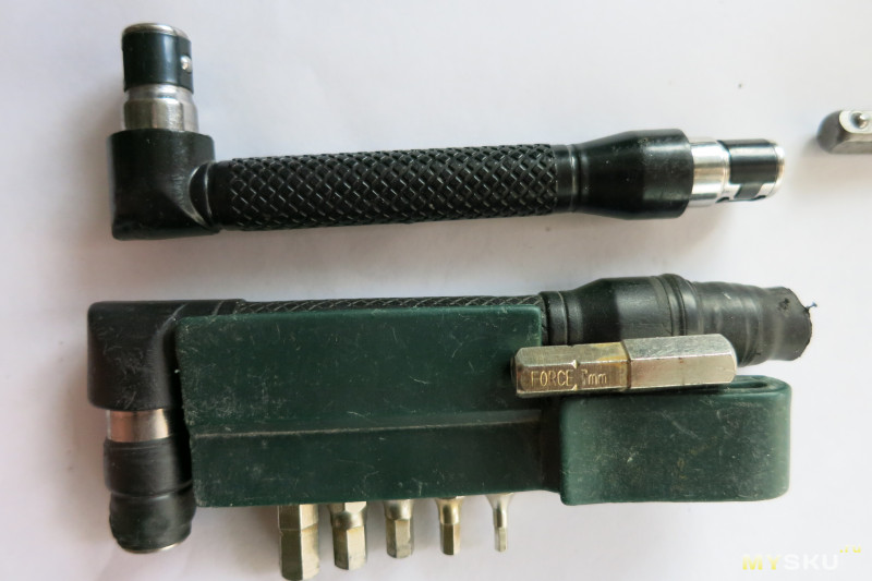 L образный ключ под биты и головки для дежурного чемоданчика