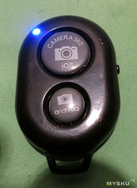 Универсальный набор блоггера селфинатор+ тренога + рамка для телефона + BT пульт + кольцо для освещения 8 ватт для съемки фото или видео с питанием от USB