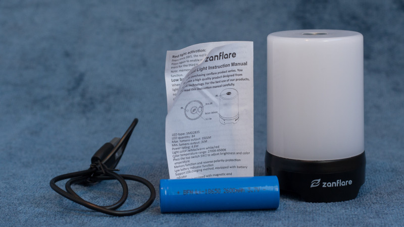 Кемпинговая лампа Zanflare T1 с бесступенчатой регулировкой яркости и цветовой температуры.