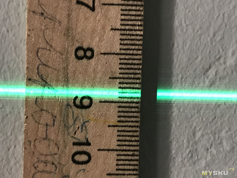Лазерный осепостроитель на 12 линий и проверка при ярком свете