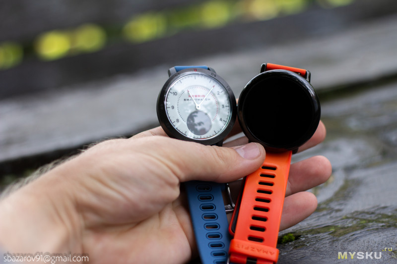 Умные часы Zeblade Hybrid с аналоговым циферблатом и небольшим OLED дисплеем