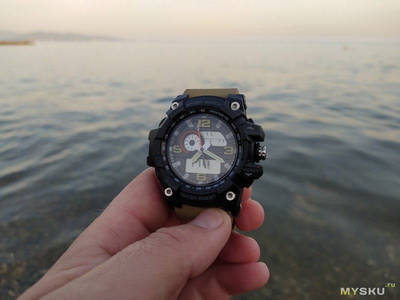 "Защищенные" часы TwentySeventeen W008Q (Xiaomi)