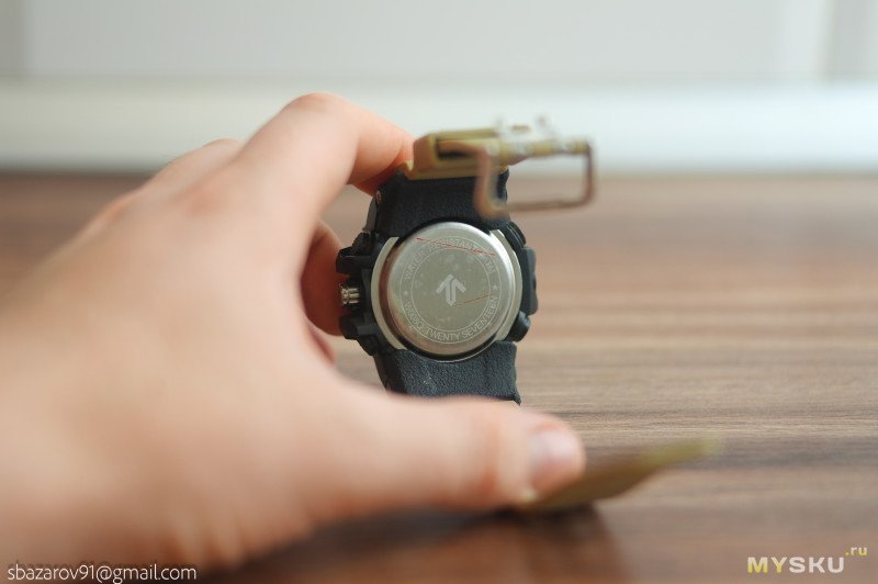 "Защищенные" часы TwentySeventeen W008Q (Xiaomi)