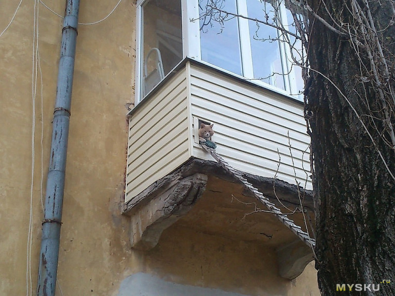 Французский балкончик... на дачу!