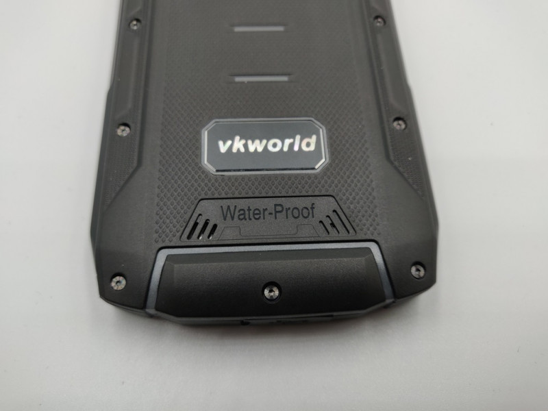 Смартфон VKWorld VK7000 - "Титаник" с IP68