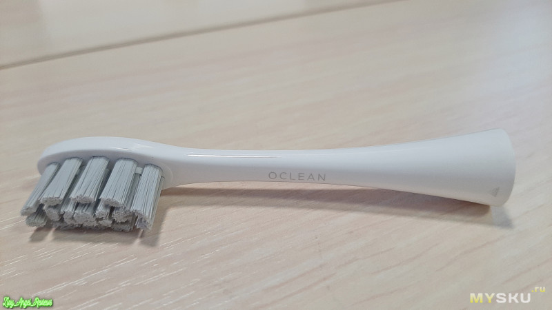 Зубная щетка Oclean Z1 - очень достойная щетка