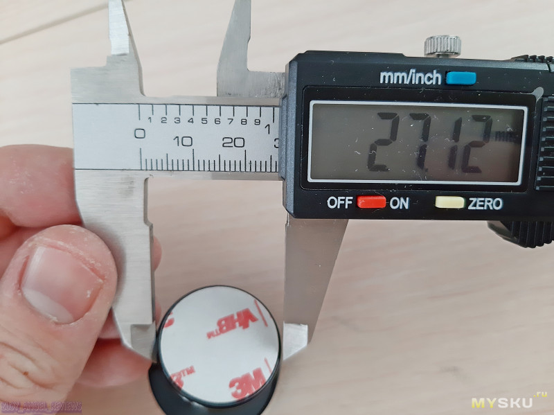 Поворотный магнитный держатель для смартфона Joyroom на скотче 3м