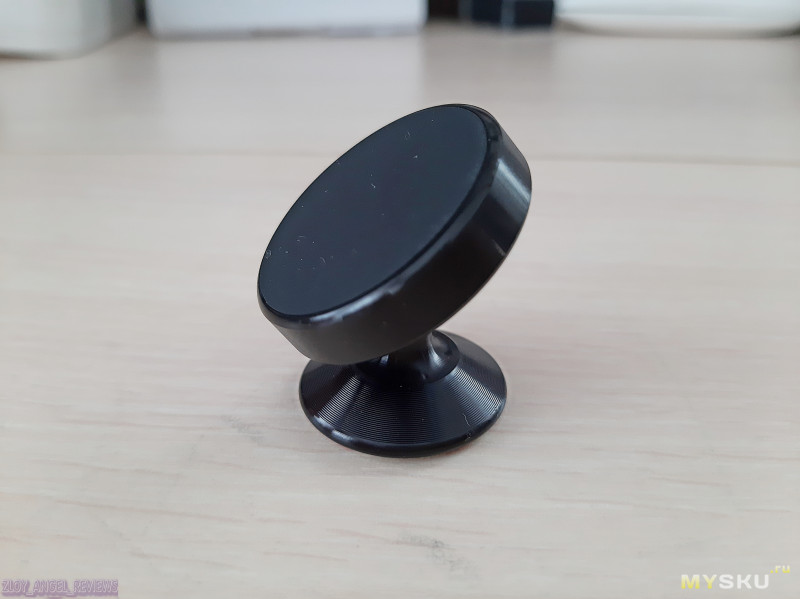 Поворотный магнитный держатель для смартфона Joyroom на скотче 3м