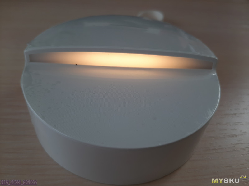 Довольно любопытный светильник-ночник Mijia-Philips с датчиком движения и интеграцией в систему Mi Home