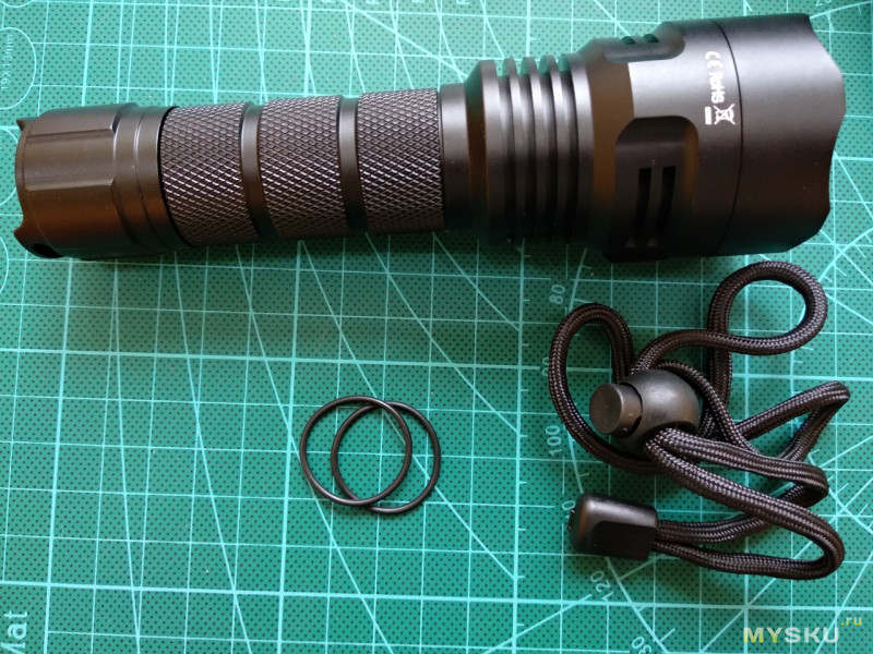 Светодиодный фонарик Utorch C8F