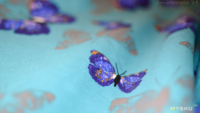 Платье с юбкой-солнце из хлопка с бабочками