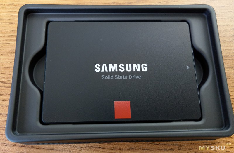 SSD накопитель Samsung 860 PRO 2TB SATA 2.5"