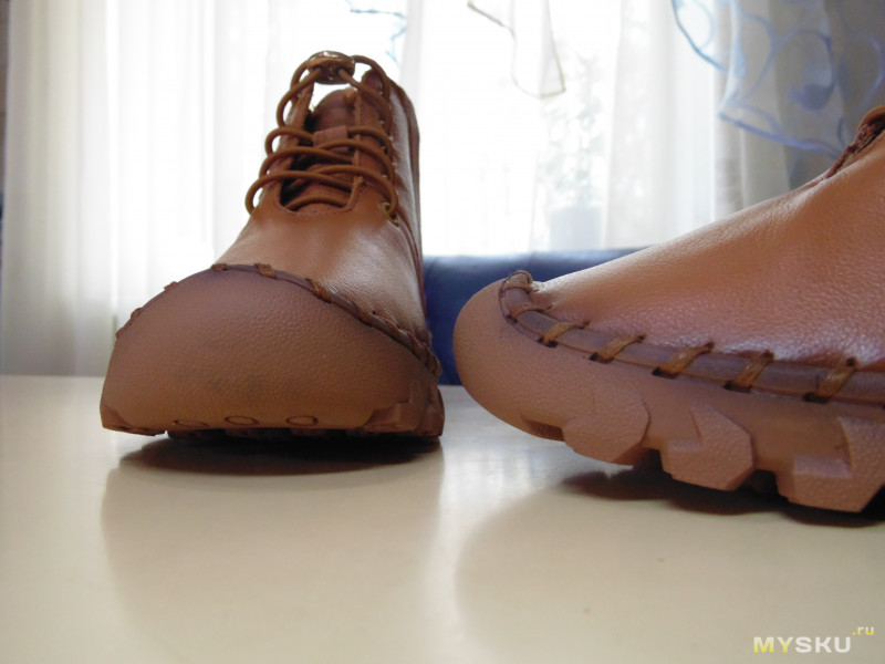 Осенние женские ботинки