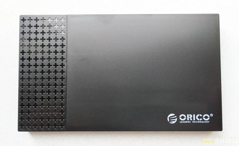 Недорогой внешний кейс Orico U2526C3/Type-C USB3.1 Gen1