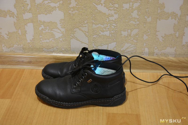 Ультрафиолетовый стерилизатор - сушилка для обуви